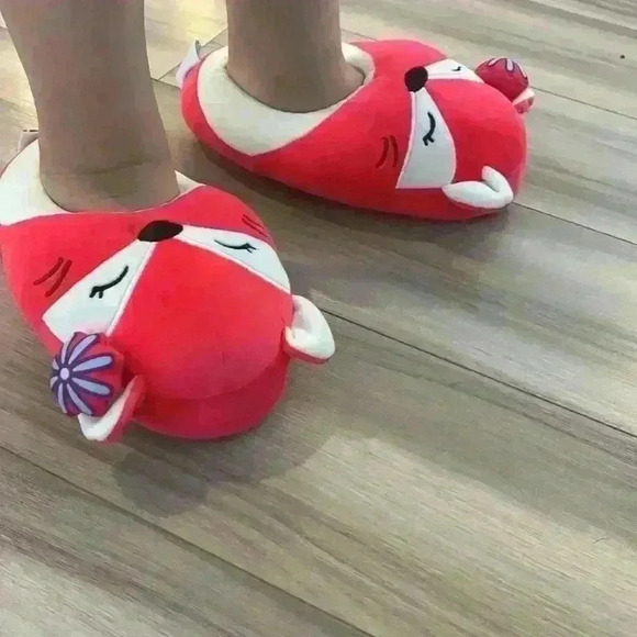 Squishmallows  slippers - Picture 5 of 7